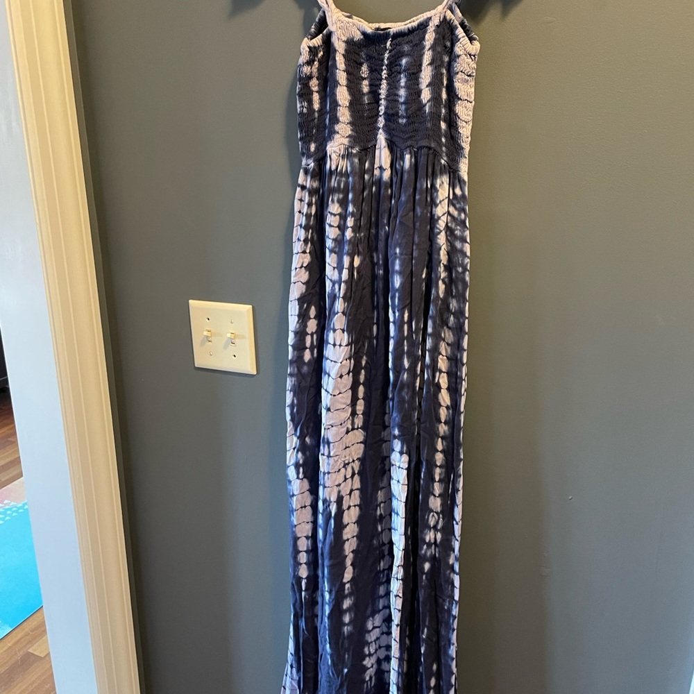 Ankle length  medium size. Soft. Dark and light blue tie dye dress
